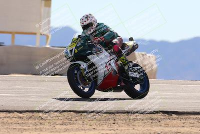 media/Dec-08-2024-CVMA (Sun) [[267e5a7075]]/Race 4-Amateur Supersport Middleweight/